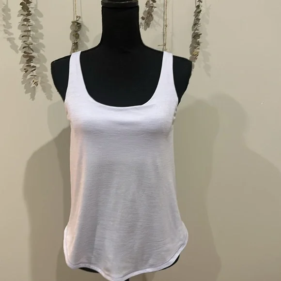 Lululemon Light Blue Strappy Back Tank Top – Size 4 - Picture 5 of 7